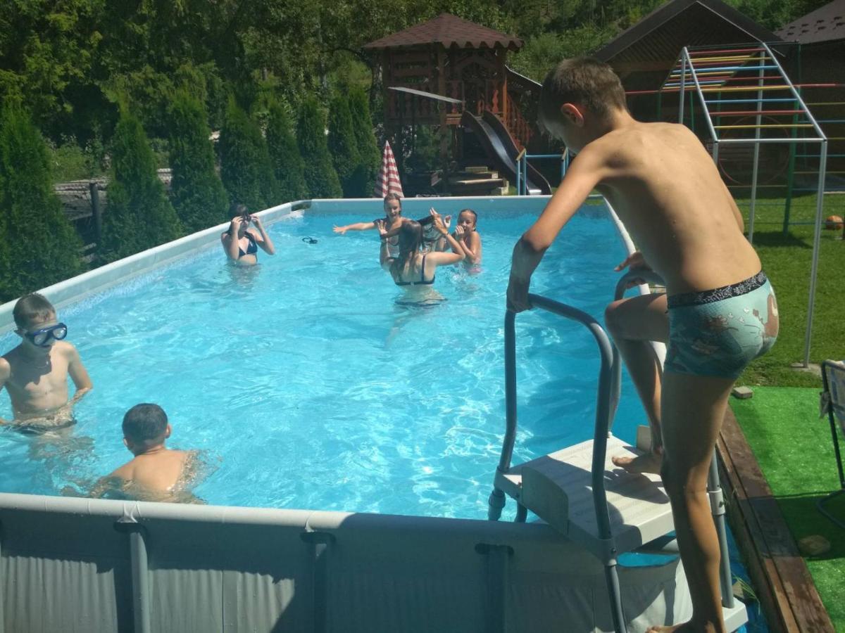 Зелена Садиба Над Рікою Slavske Ngoại thất bức ảnh